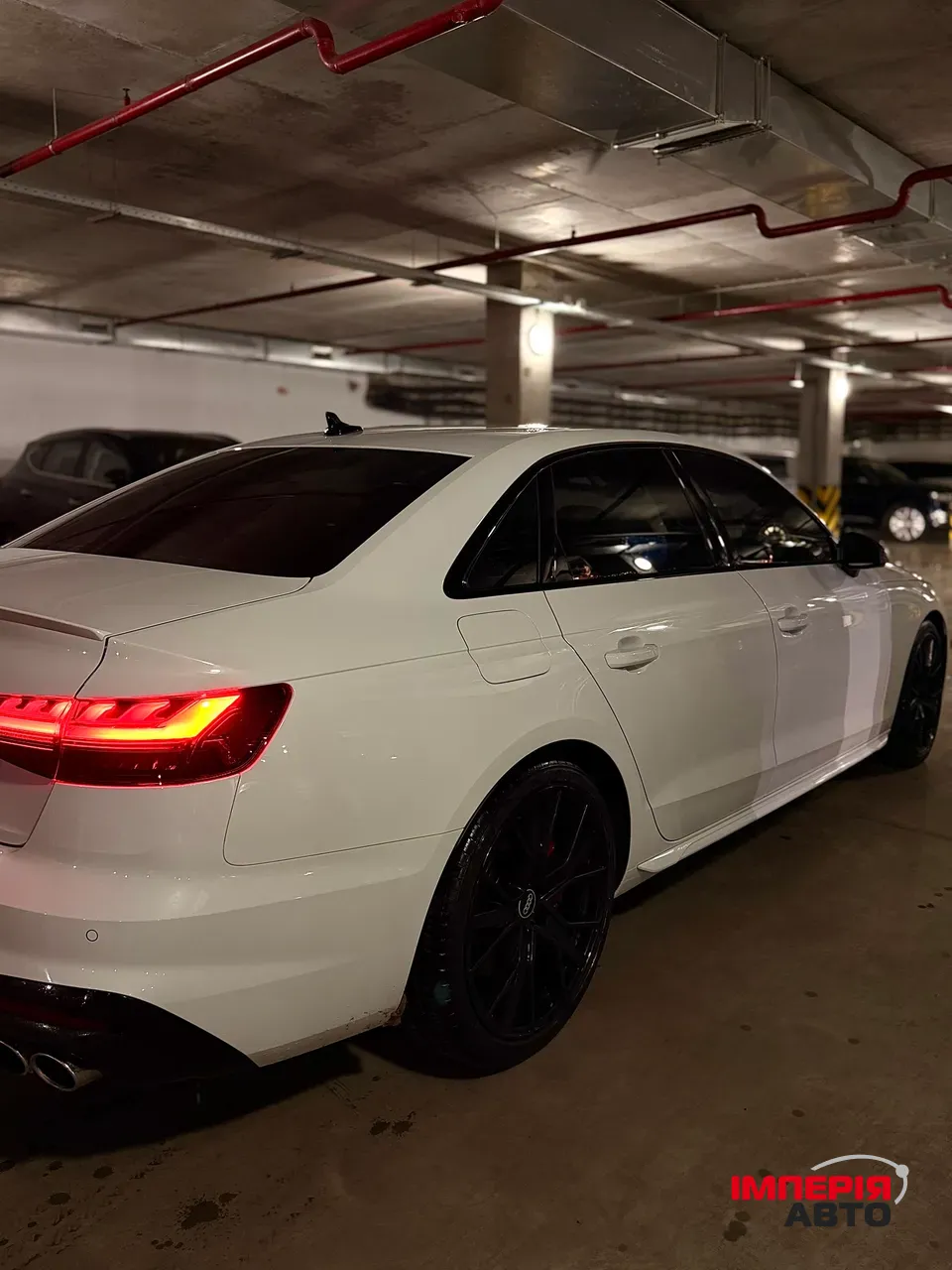 Audi S4 - фото 7