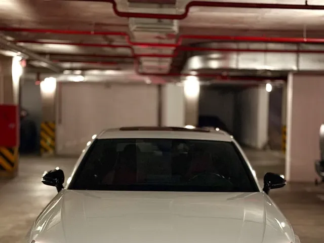 Audi S4 - фото 1