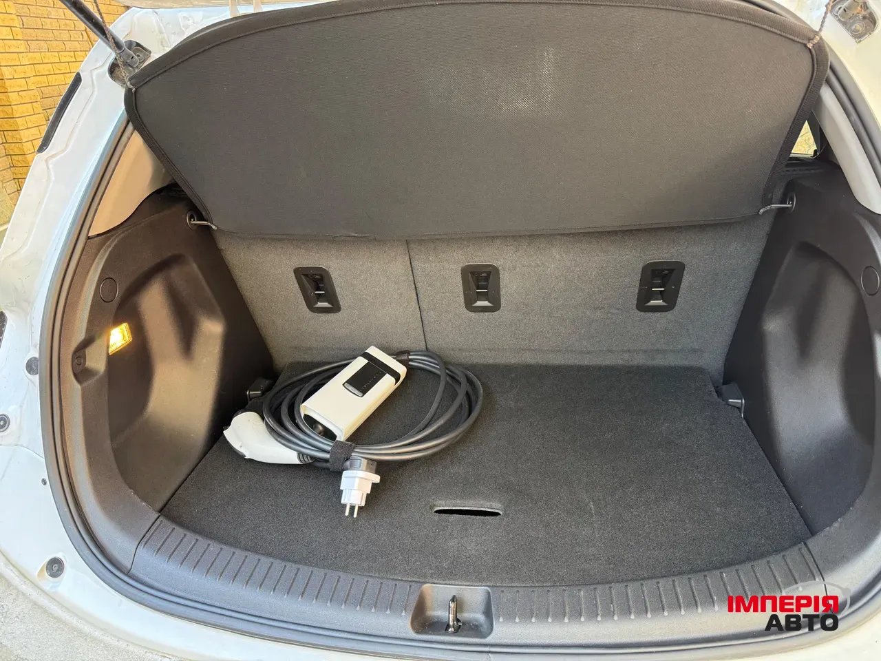 Chevrolet Bolt - фото 17