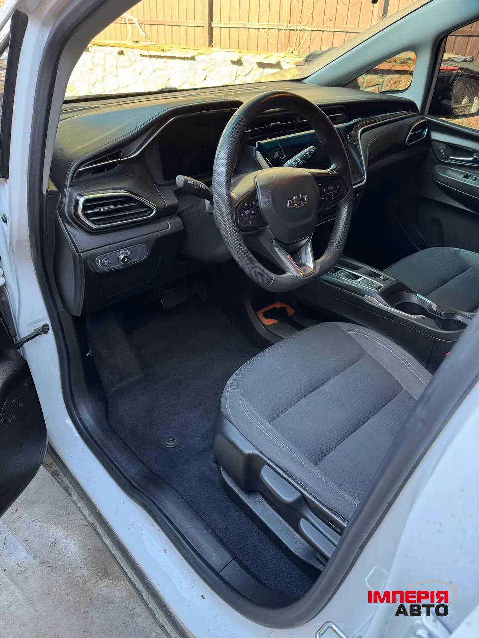 Chevrolet Bolt - фото 25