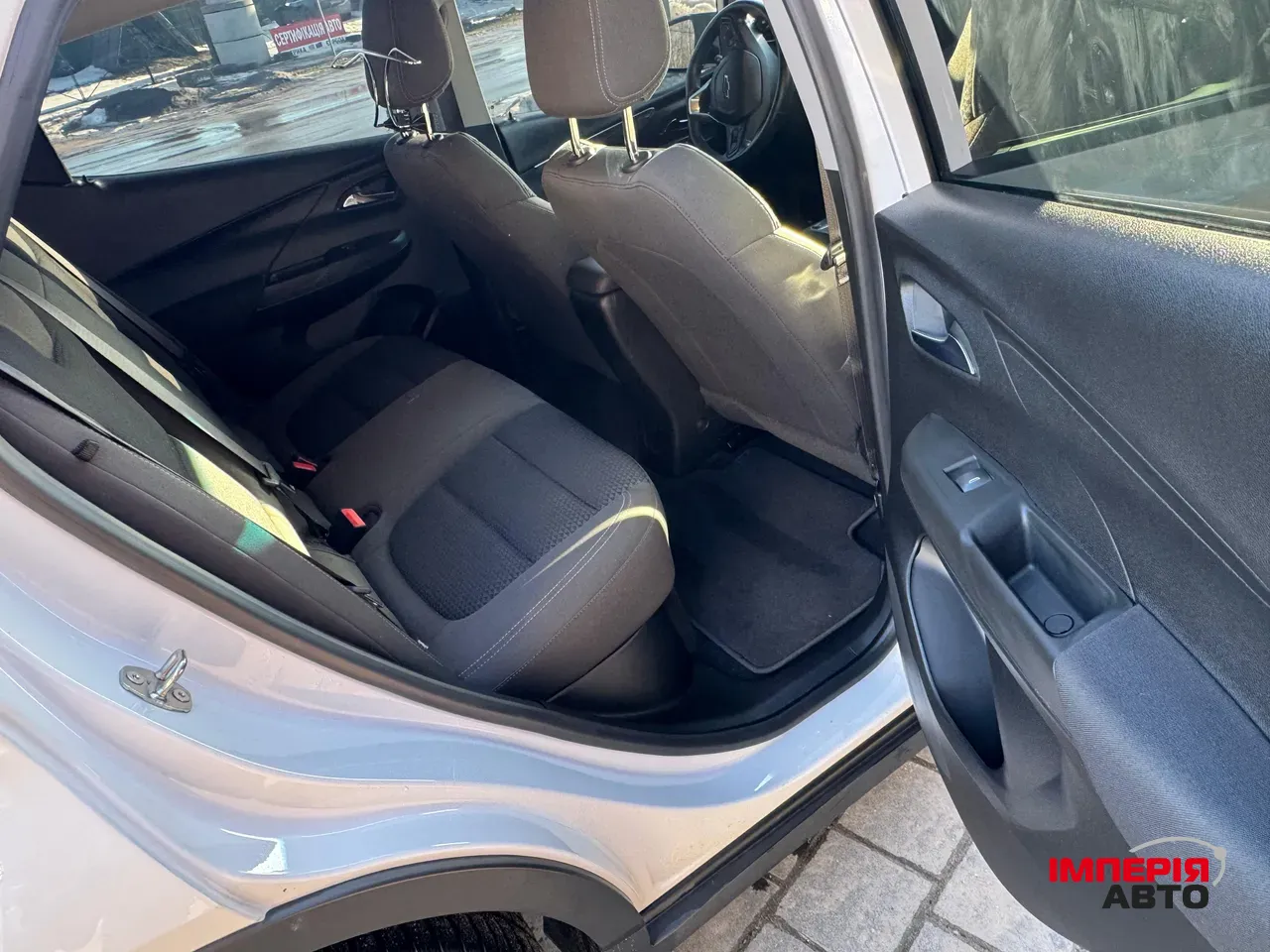 Chevrolet Bolt - фото 16