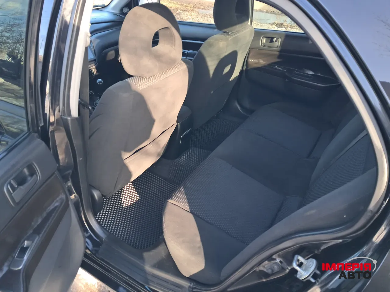 Mitsubishi Lancer - фото 17