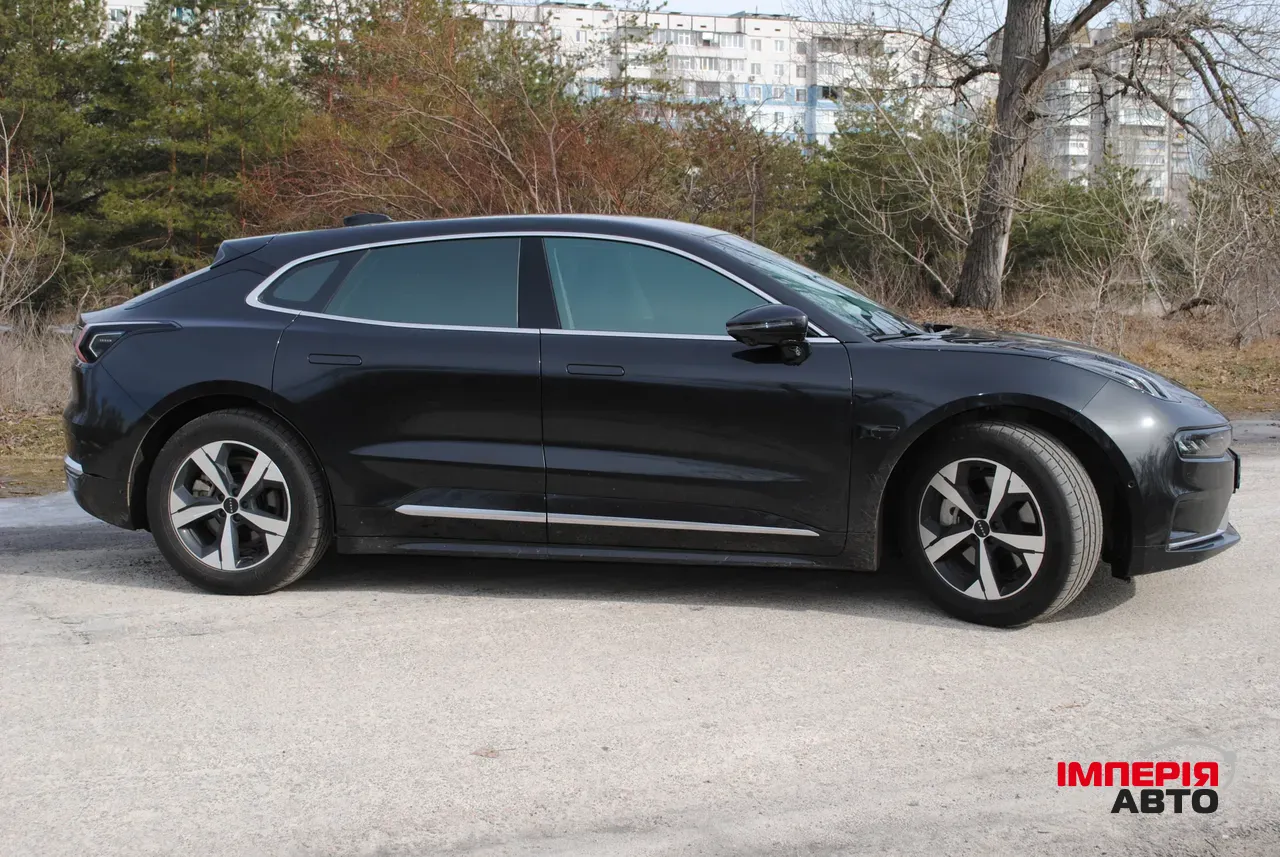 Zeekr 001 - фото 16