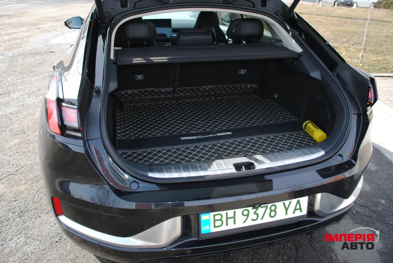 Zeekr 001 - фото 29