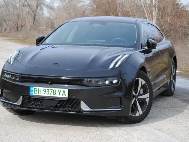 Zeekr 001 - фото 1