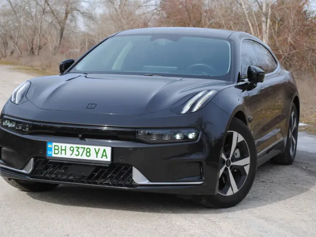 Zeekr 001 - фото 2