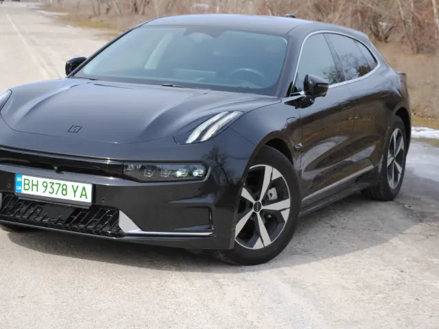 Zeekr 001 - фото 3