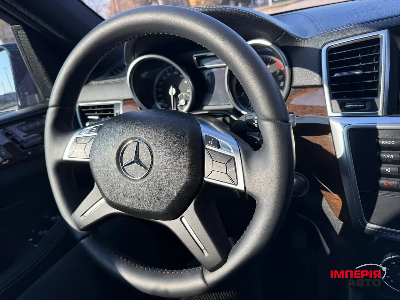 Mercedes-Benz GL-Класс - фото 20