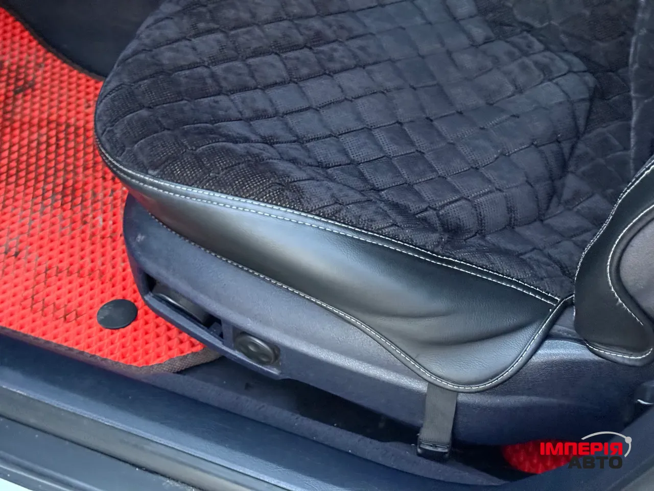 Audi A6 - фото 36