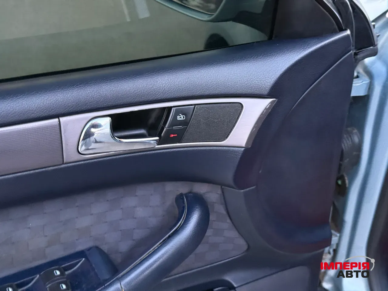 Audi A6 - фото 33