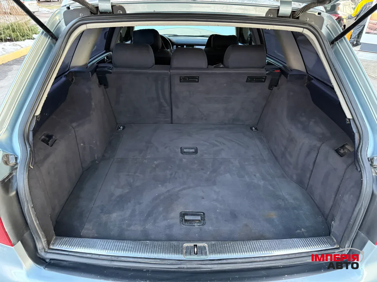 Audi A6 - фото 12