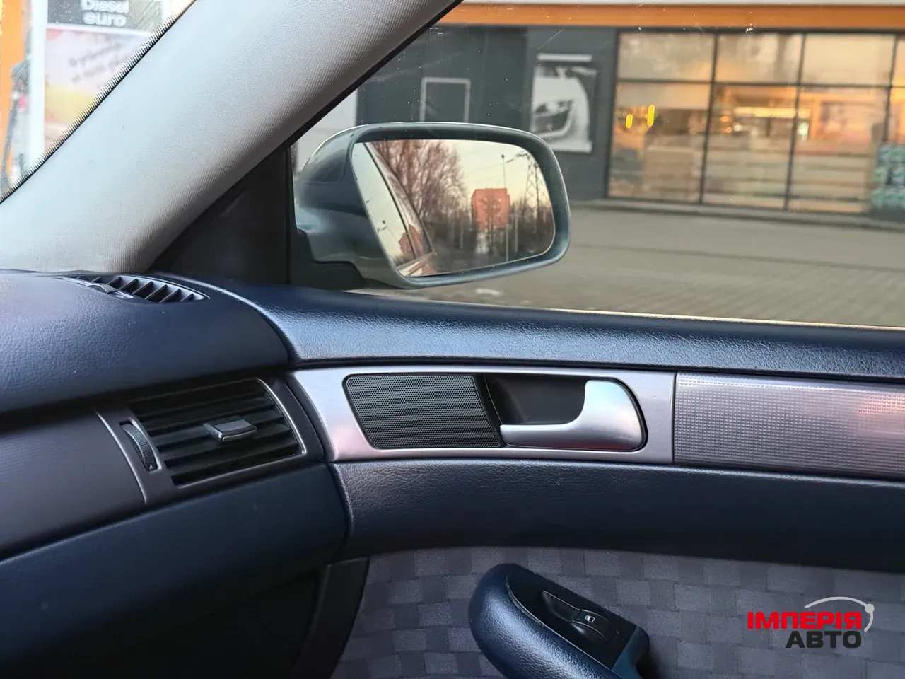 Audi A6 - фото 40