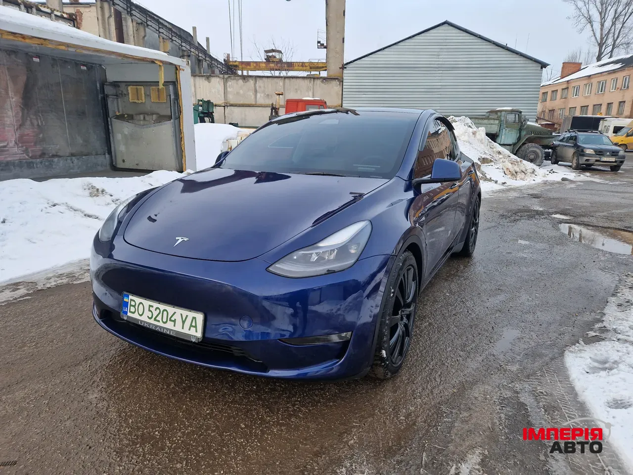 Tesla Model Y - фото 1