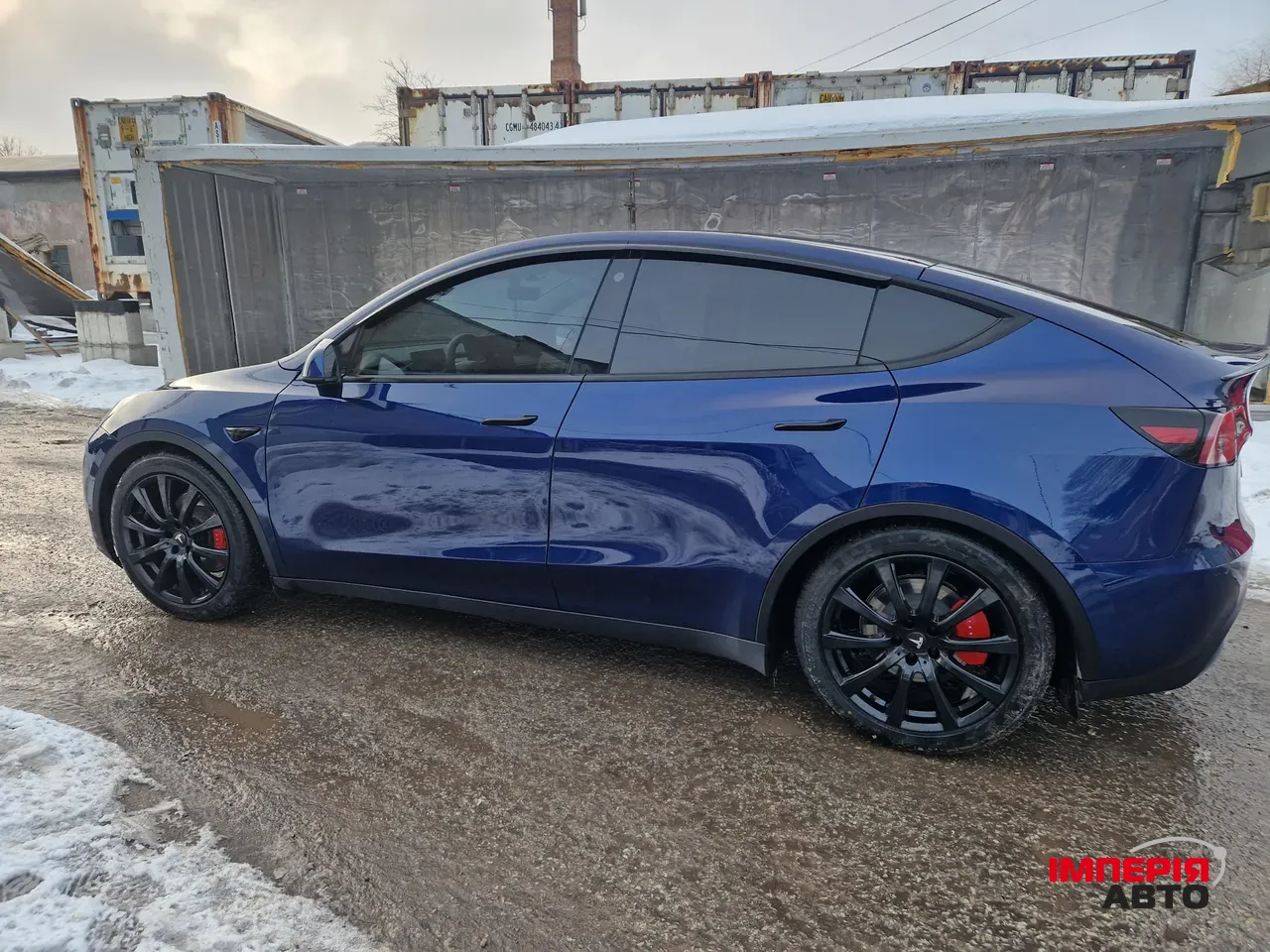 Tesla Model Y - фото 9