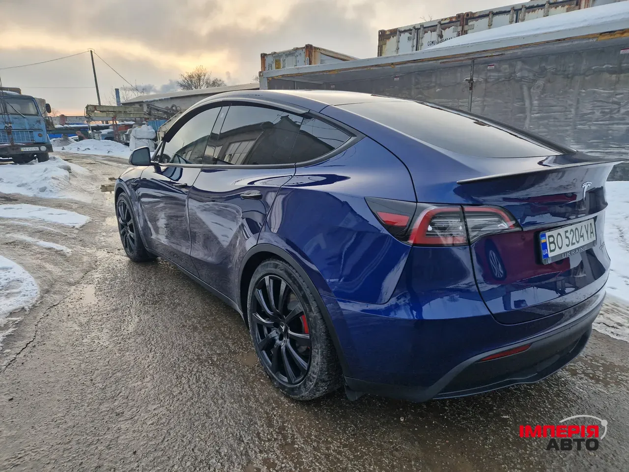 Tesla Model Y - фото 11