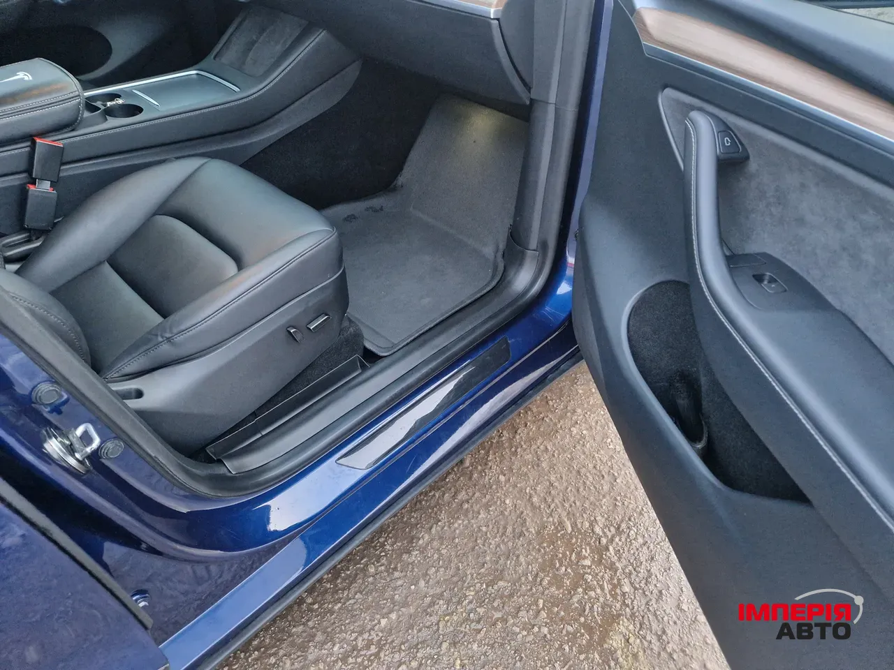 Tesla Model Y - фото 18