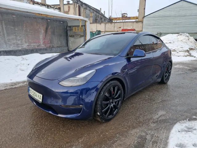Tesla Model Y - фото 2