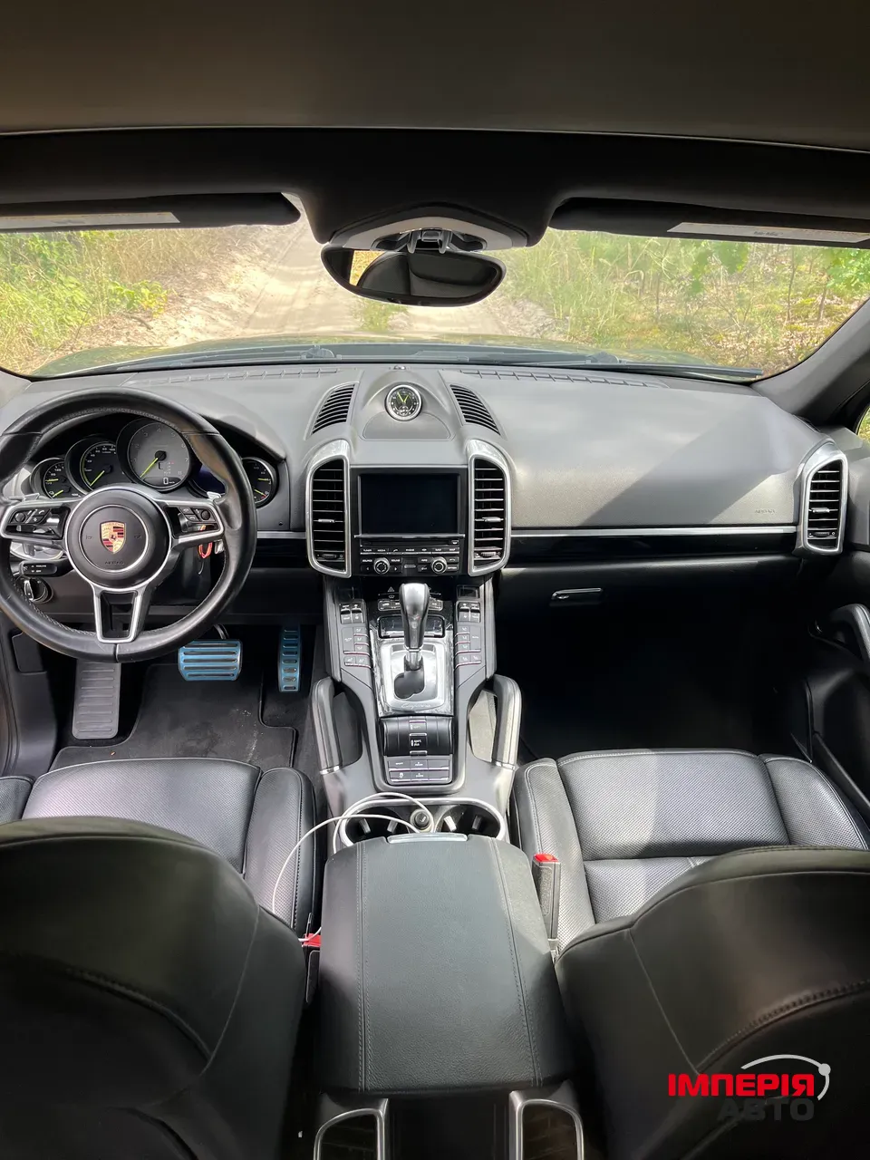 Porsche Cayenne - фото 12