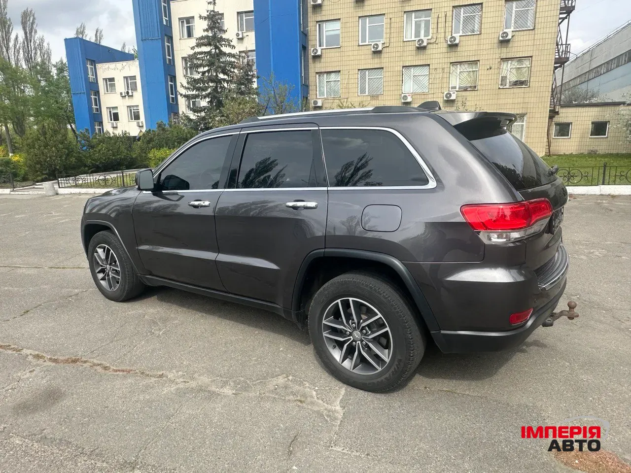 Jeep Grand Cherokee - фото 14