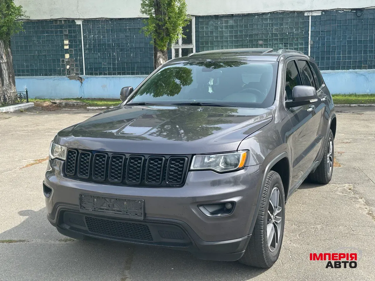Jeep Grand Cherokee - фото 17