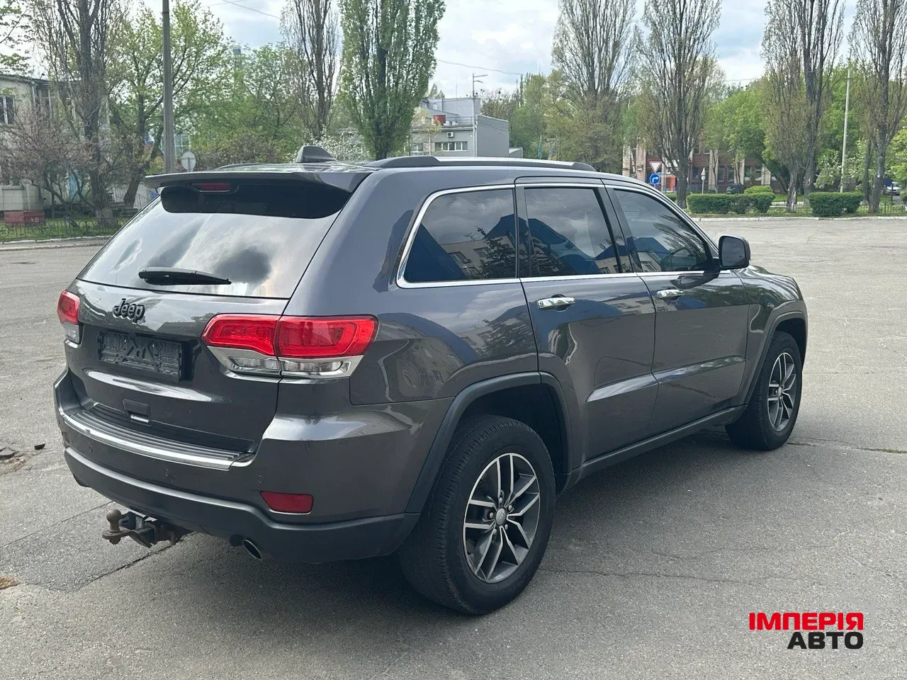 Jeep Grand Cherokee - фото 11