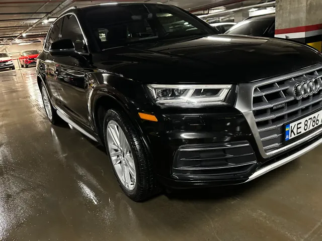Audi Q5 - фото 2