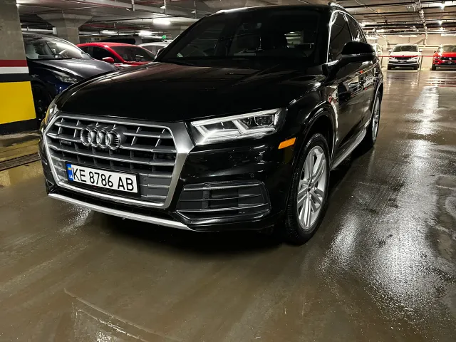 Audi Q5 - фото 5