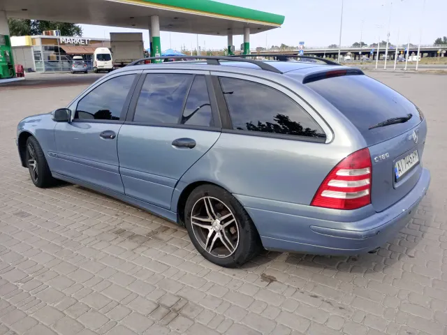 Mercedes-Benz C-Класс - фото 5