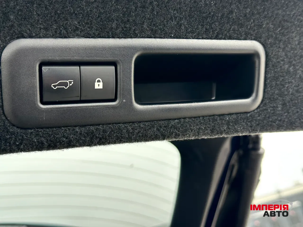 Lexus RX - фото 36