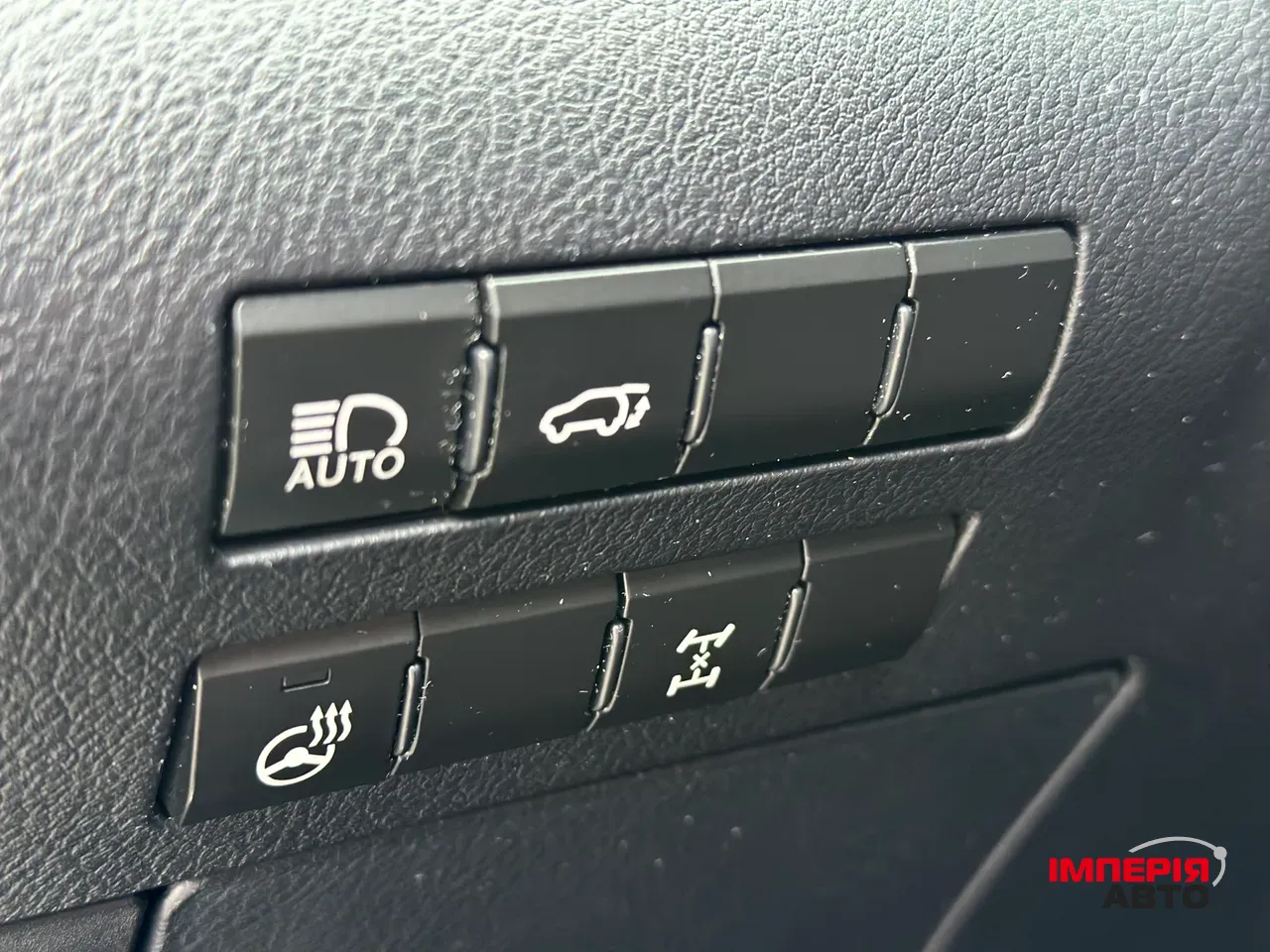 Lexus RX - фото 41