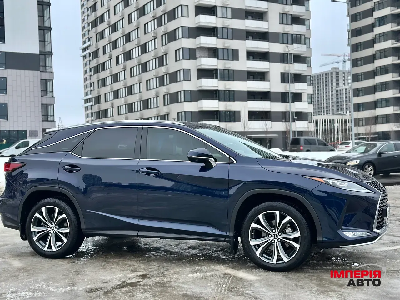 Lexus RX - фото 7