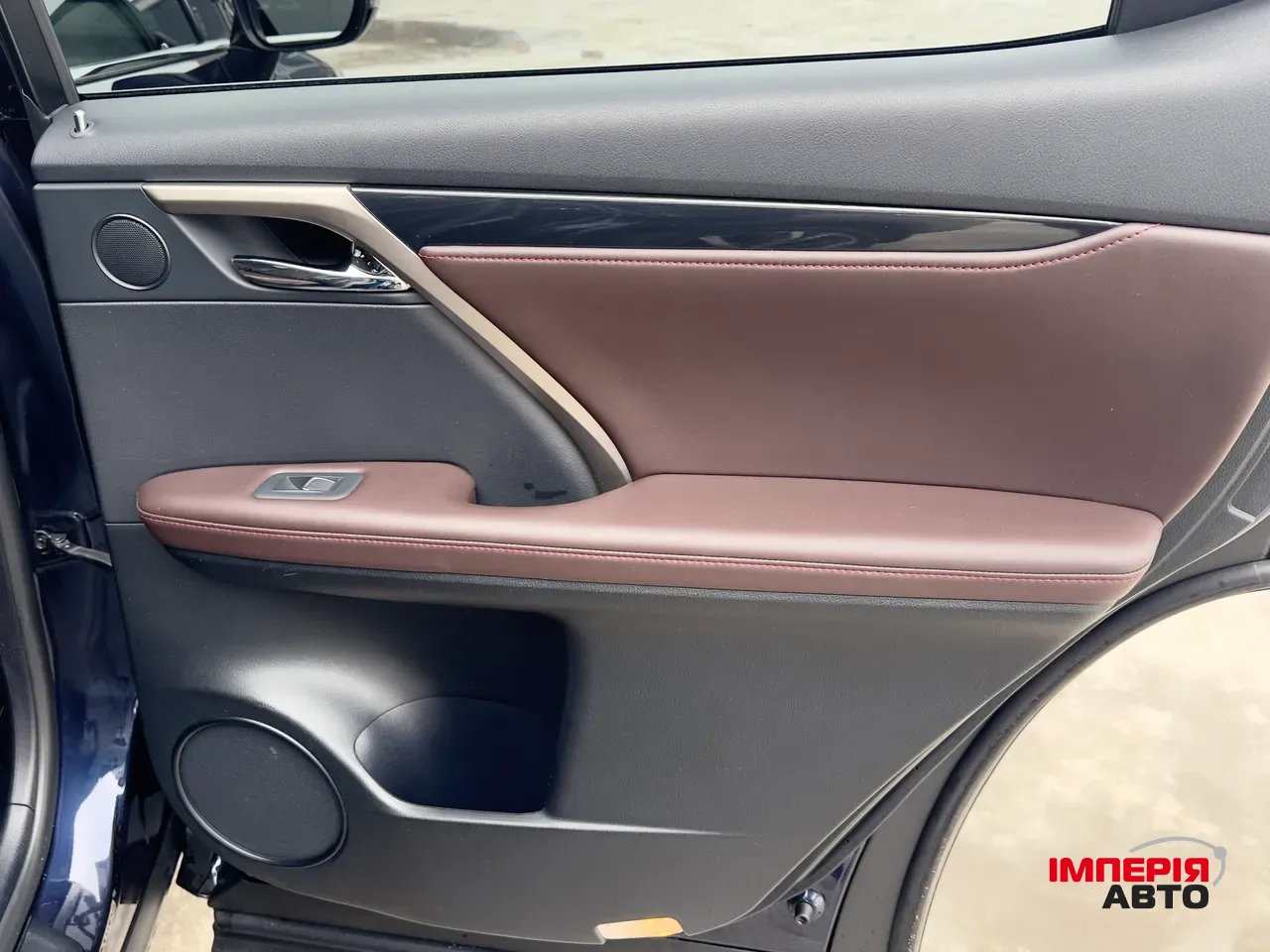 Lexus RX - фото 48