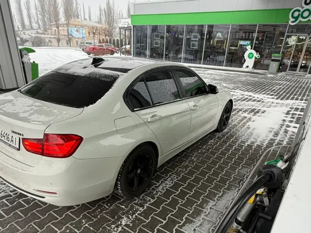 BMW 3 серії - фото 3