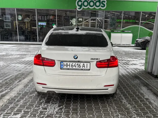 BMW 3 серії - фото 2