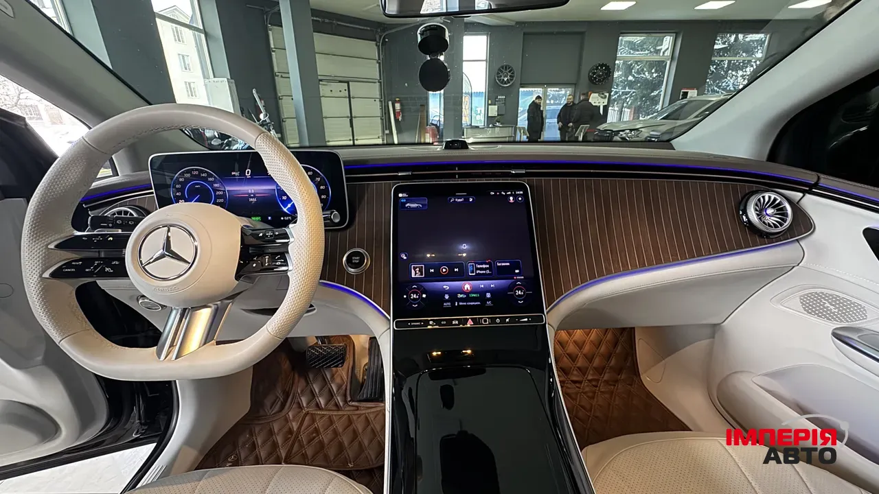Mercedes-Benz EQE SUV - фото 5