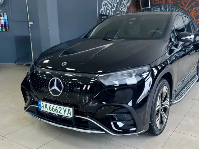 Mercedes-Benz EQE SUV - фото 1