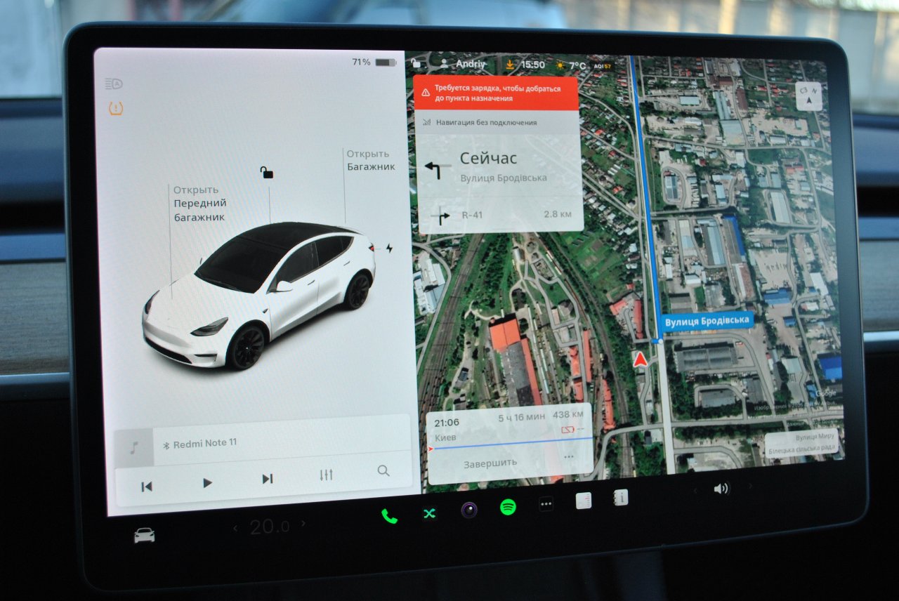 Tesla Model Y - фото 18