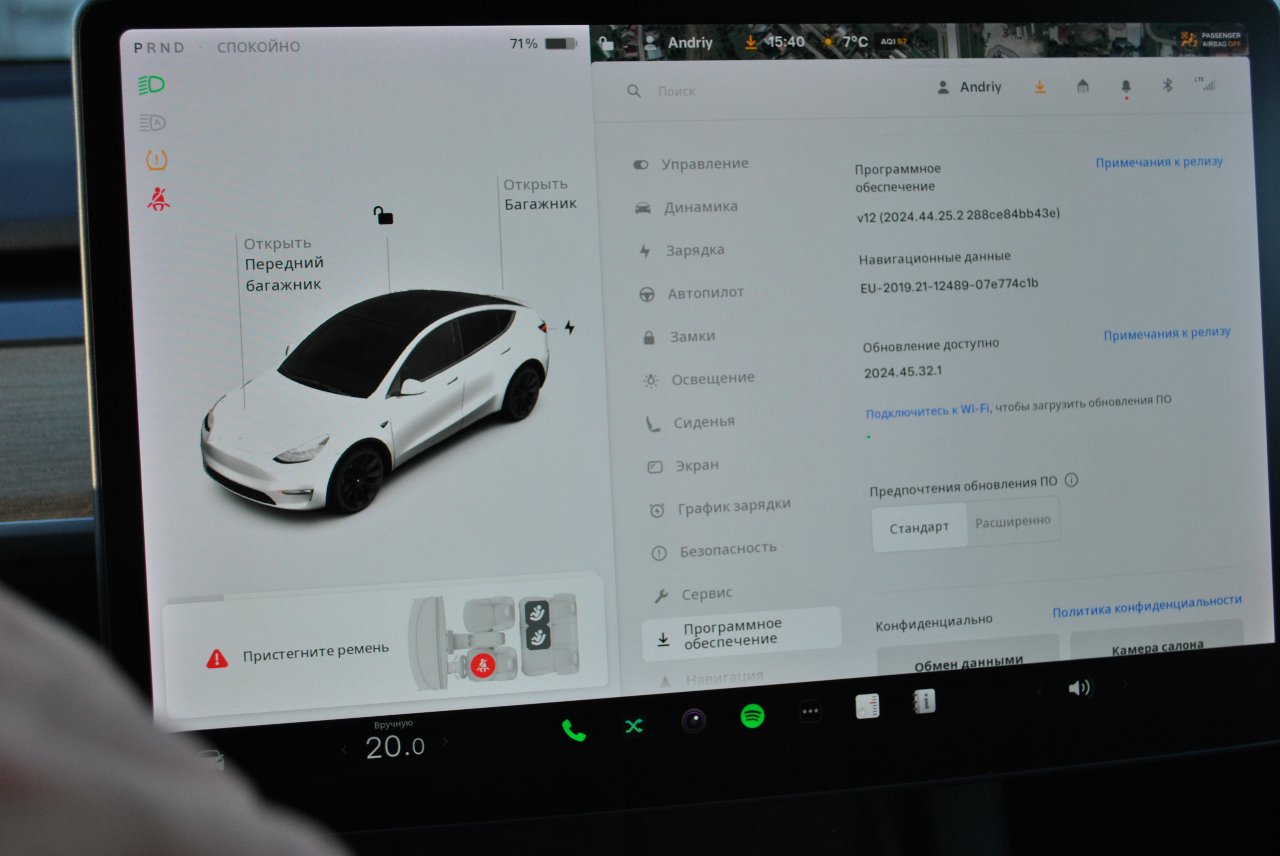 Tesla Model Y - фото 33