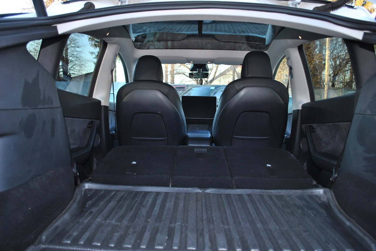 Tesla Model Y - фото 29