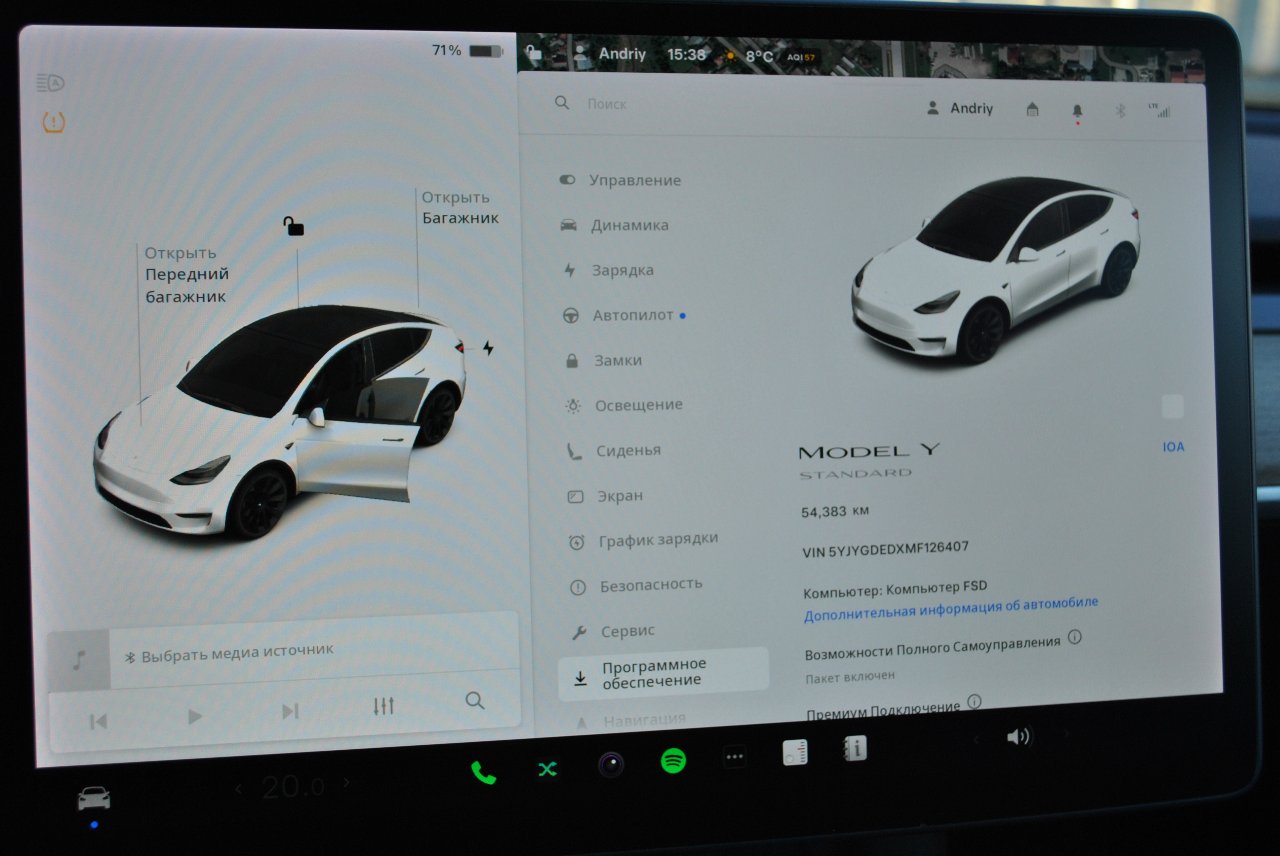 Tesla Model Y - фото 32