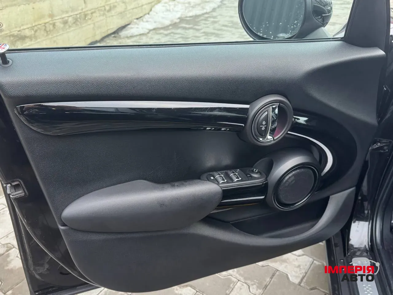 Mini Hatch - фото 5