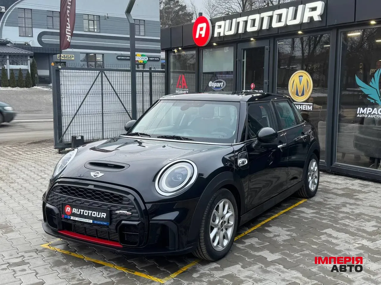 Mini Hatch - фото 2