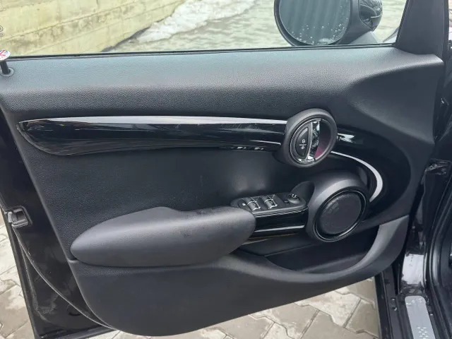 Mini Hatch - фото 5