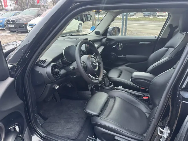 Mini Hatch - фото 3