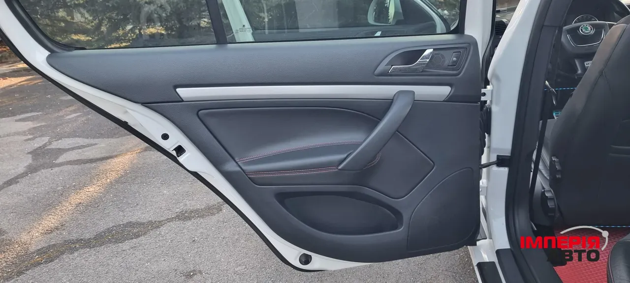 Skoda Octavia - фото 45