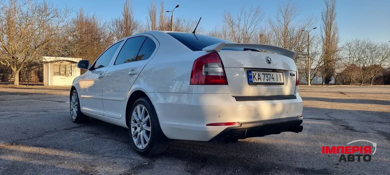 Skoda Octavia - фото 9