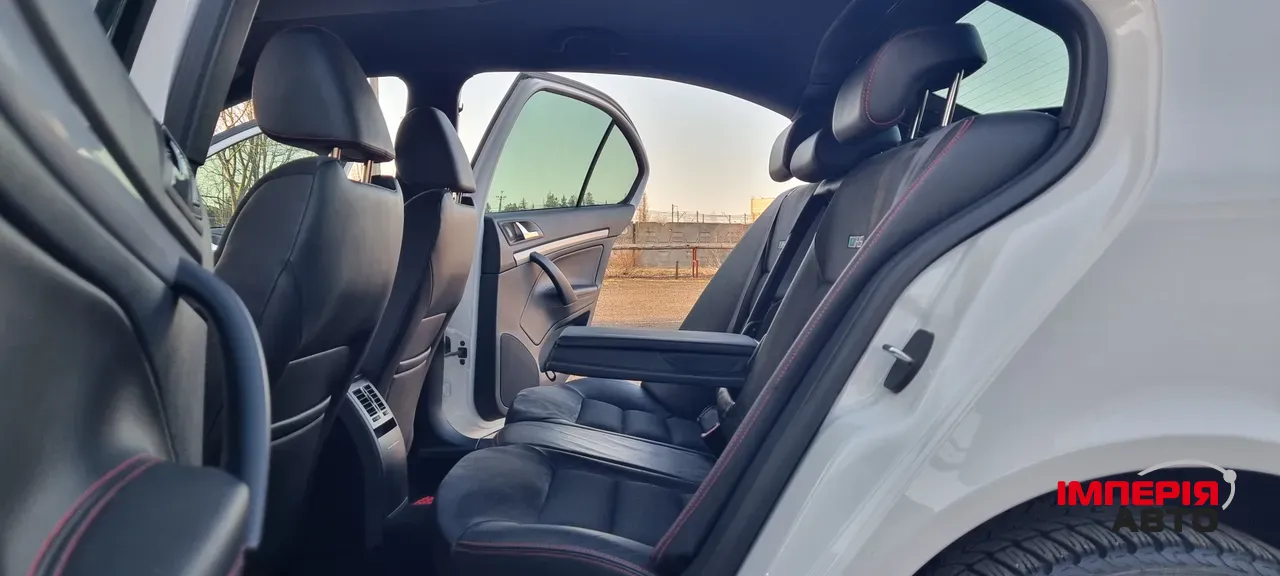 Skoda Octavia - фото 39