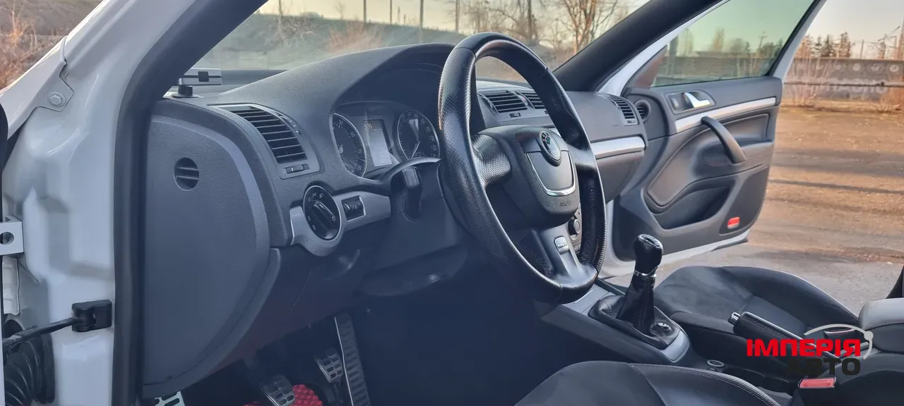 Skoda Octavia - фото 30