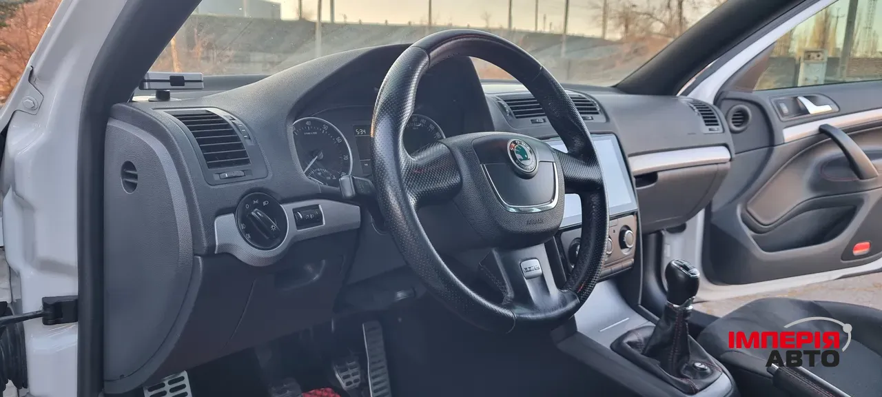 Skoda Octavia - фото 28