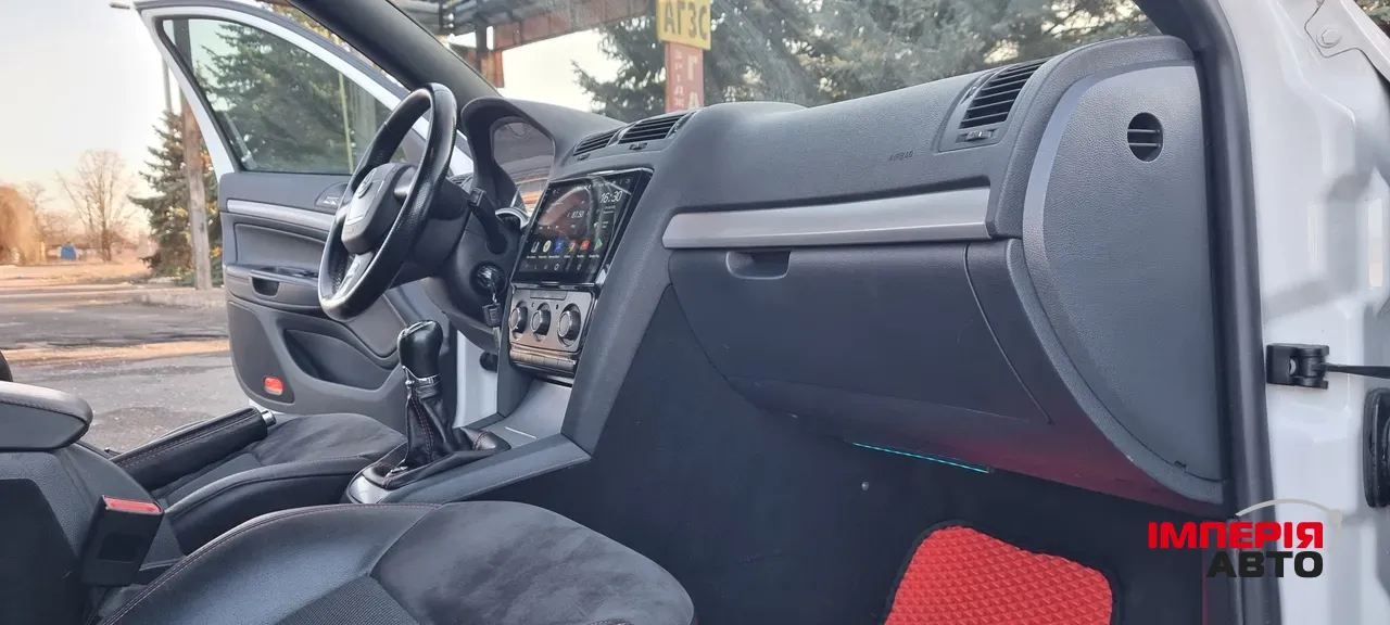 Skoda Octavia - фото 37